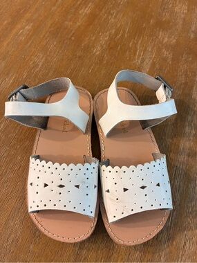 Freshly Picked White Scalloped Cutout Leather Sandals